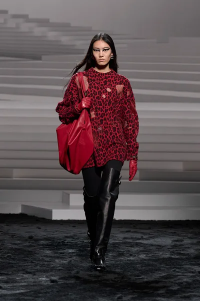Look 22